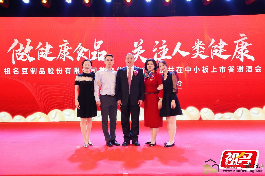 fd72f312-c2e6-459a-ab67-64fc6a19c7f9.jpg